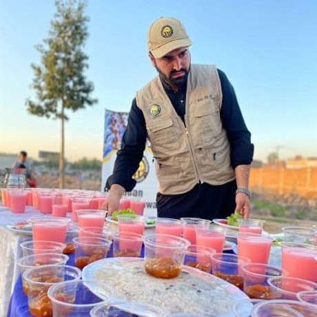 providing meal at ramzan dastarkhwan